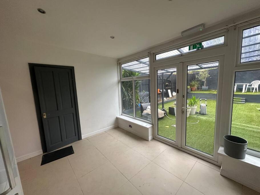 5 Bedroom House Se6 Londra Esterno foto