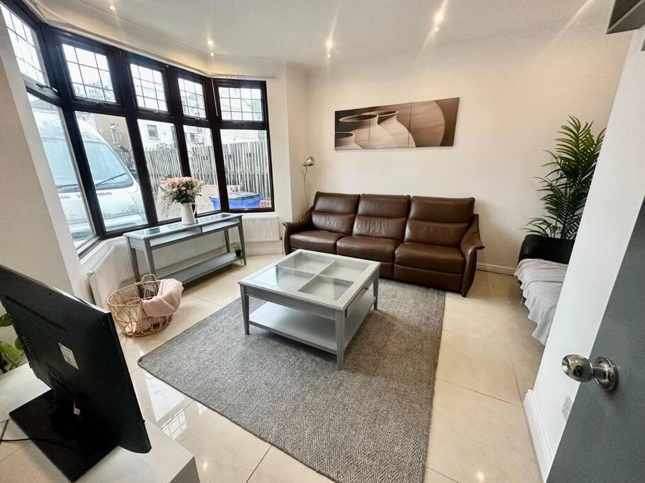 5 Bedroom House Se6 Londra Esterno foto
