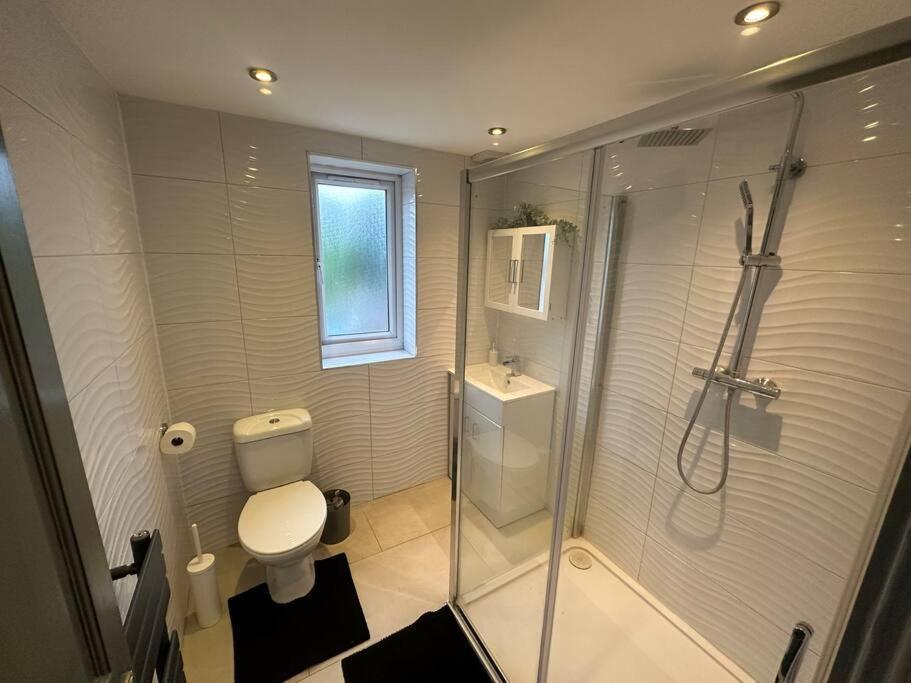 5 Bedroom House Se6 Londra Esterno foto