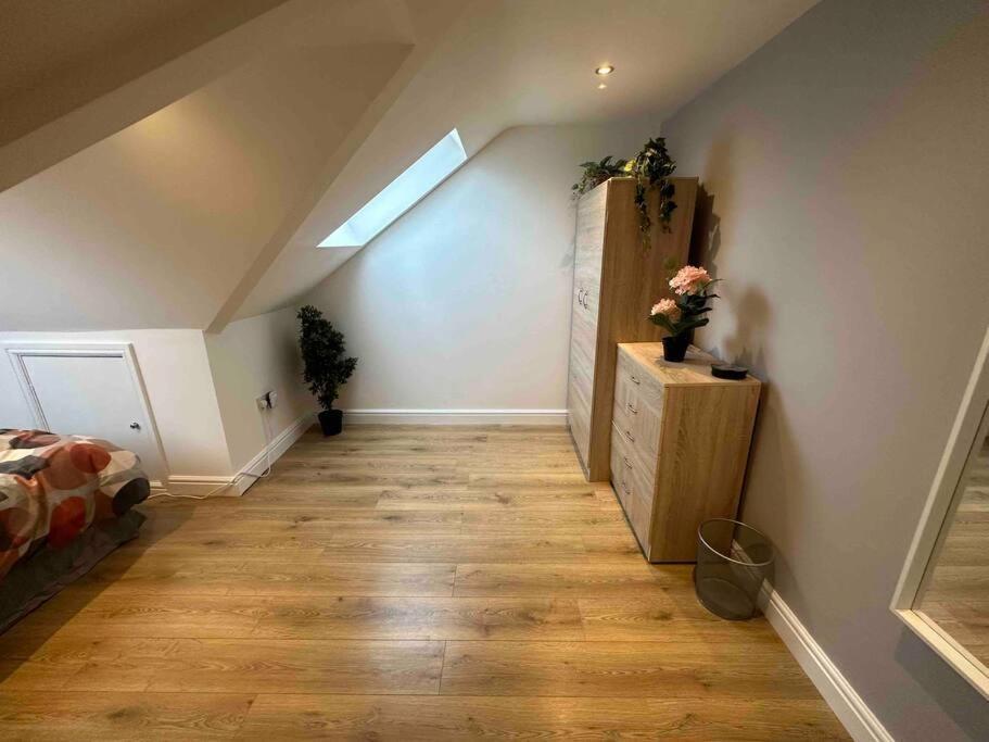 5 Bedroom House Se6 Londra Esterno foto
